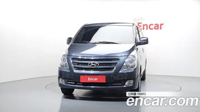 2016 Hyundai Grand Starex