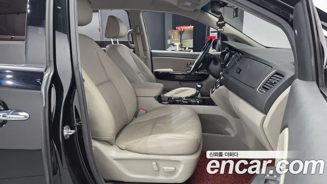 2018 Kia Carnival (New)