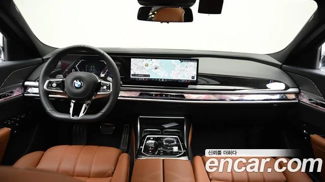 2025 BMW 7 Series (G70)