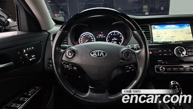 2012 Kia K9