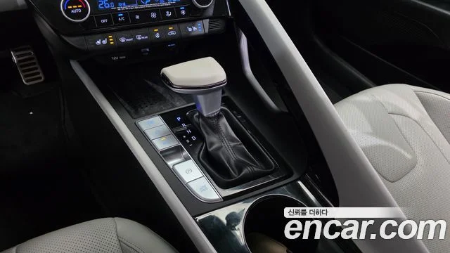 2020 Hyundai Avante (CN7)