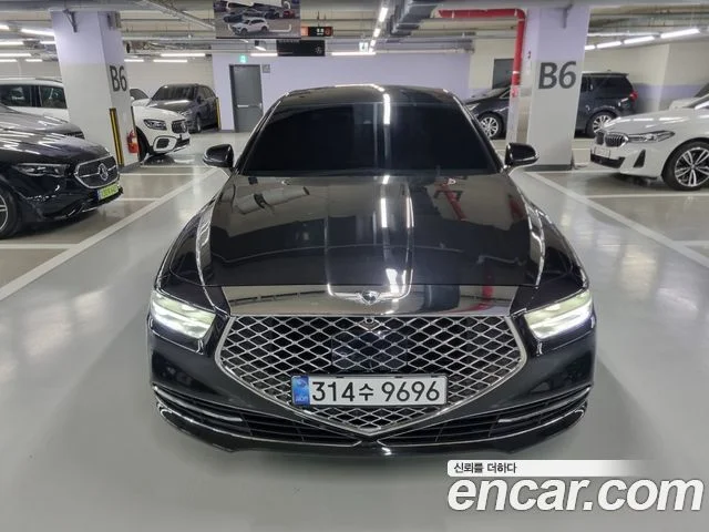2019 Genesis G90