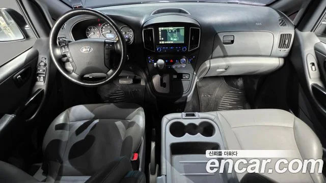 2018 Hyundai Grand Starex (New)