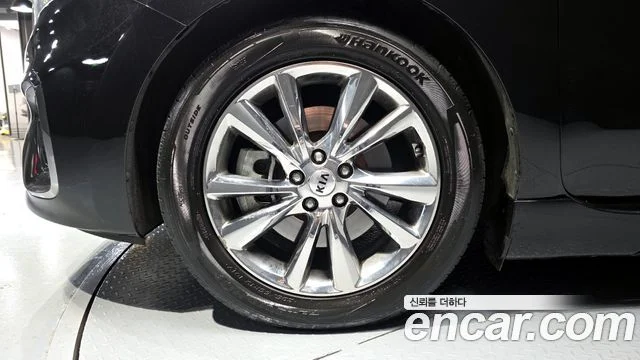 2019 Kia Carnival (New)