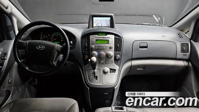 2015 Hyundai Grand Starex