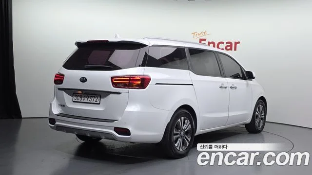 2018 Kia Carnival (New)