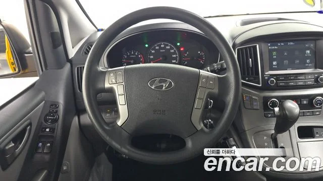 2021 Hyundai Grand Starex (New)
