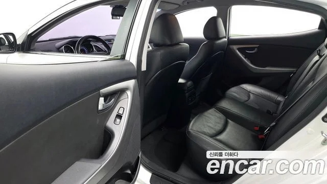 2013 Hyundai Avante (New)