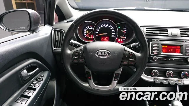 2016 Kia 더 뉴 프라이드