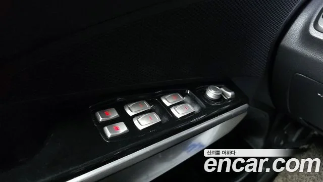 2015 KG Mobility Tivoli