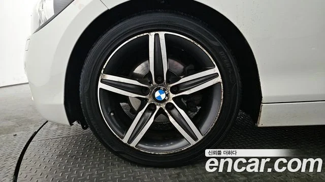 2012 BMW 1 Series (F20)