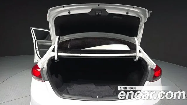 2016 Hyundai 아반떼 AD