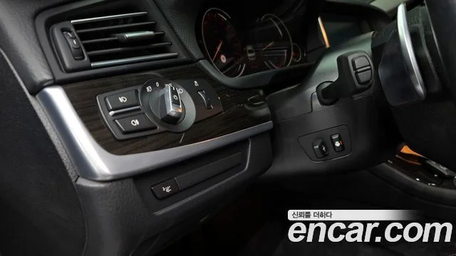 2014 BMW 5 Series (F10)