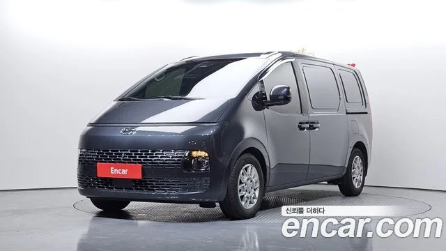2021 Hyundai Staria