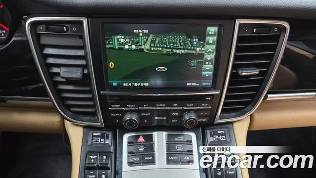 2016 Porsche 파나메라