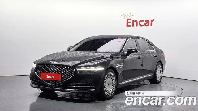 2021 Genesis G90