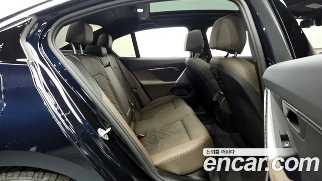 2025 BMW 5 Series (G60)