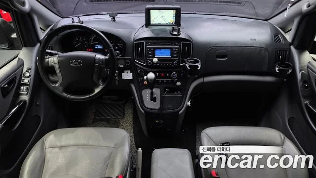 2018 Hyundai Grand Starex (New)