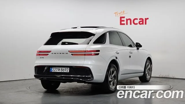 2024 Genesis GV70