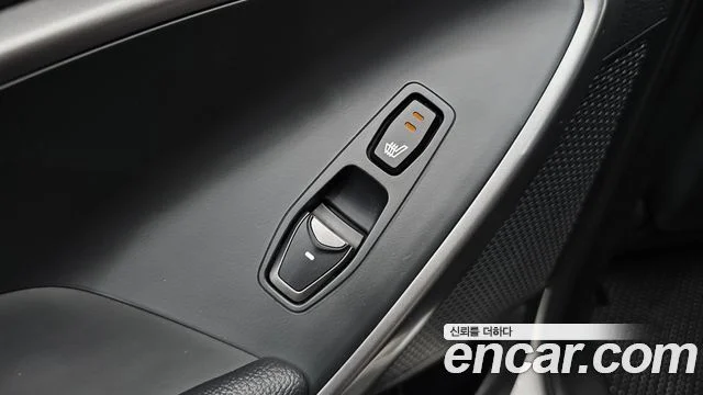 2014 Hyundai Santa Fe (DM)