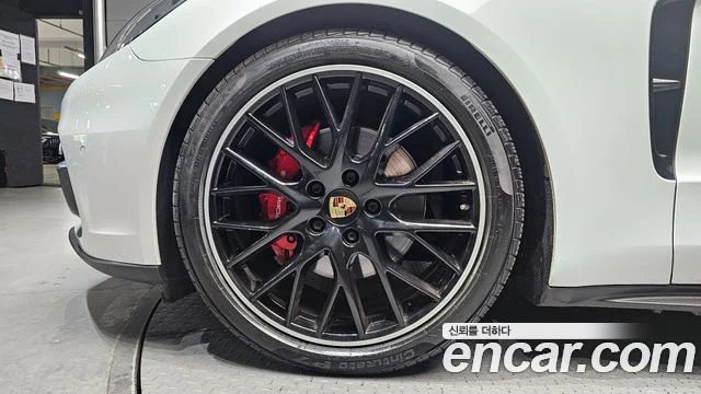 2018 Porsche 파나메라 (971)