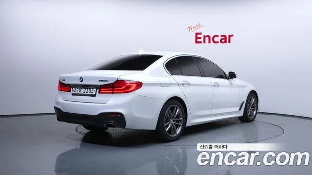 2018 BMW 5 Series (G30)