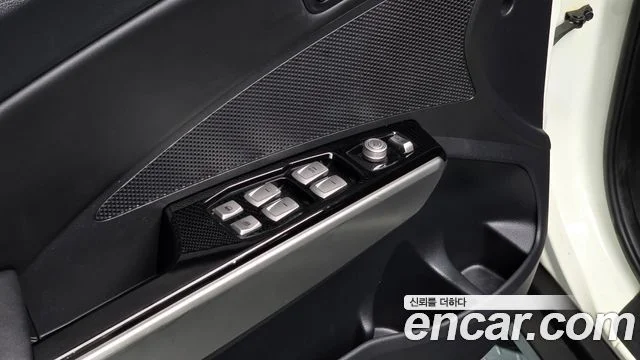 2015 KG Mobility Tivoli