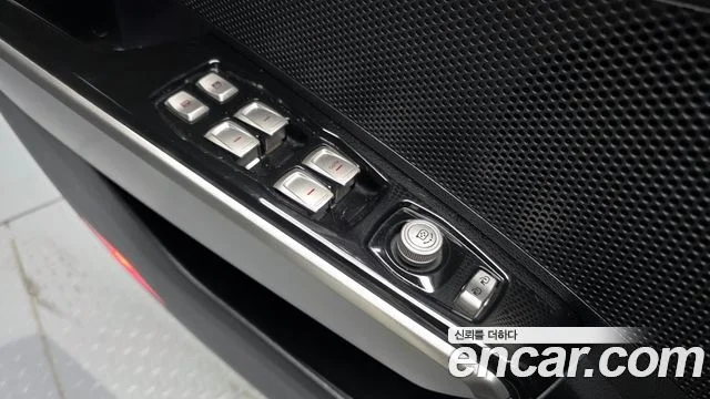 2015 KG Mobility Tivoli