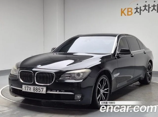 2012 BMW 7 Series (F01)
