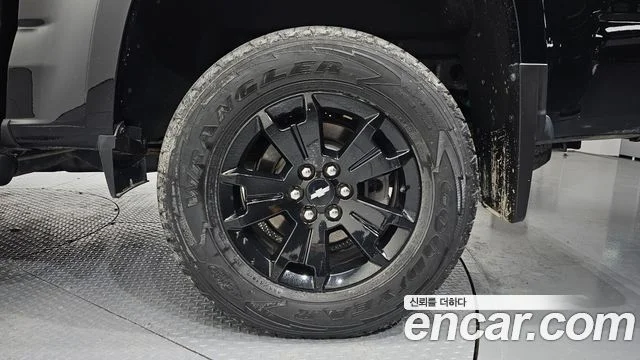 2021 Chevrolet Real New Colorado