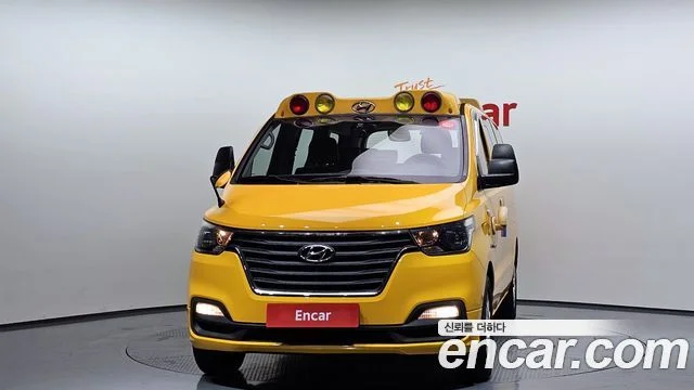2019 Hyundai Grand Starex (New)