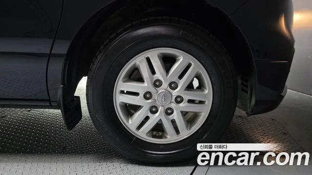 2020 Hyundai Grand Starex (New)