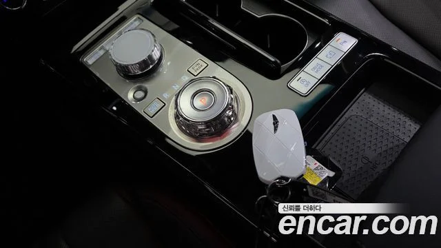 2025 Genesis G80 (RG3)