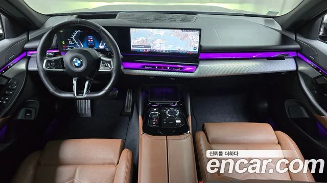 2025 BMW 5 Series (G60)