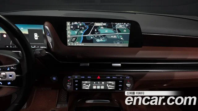 2022 Genesis G90 (RS4)