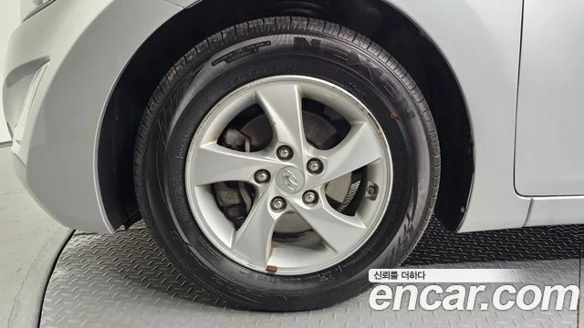 2015 Hyundai Avante (New)