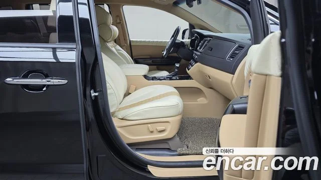 2019 Kia Carnival (New)