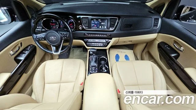 2018 Kia Carnival (New)