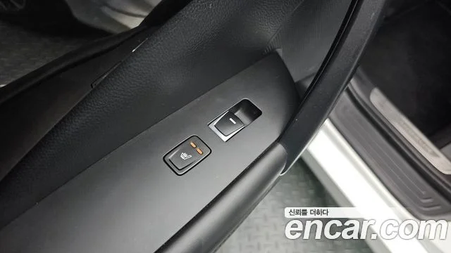 2016 Hyundai Grandeur (HG)