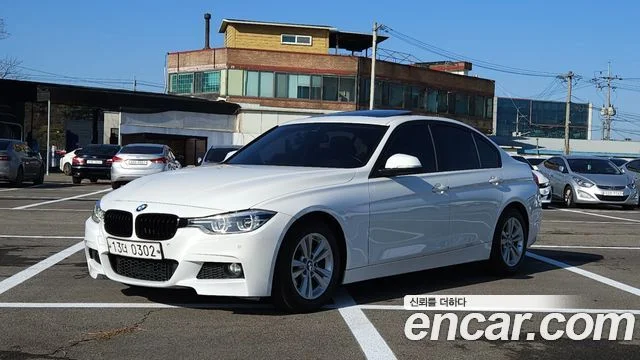 2015 BMW 3 Series (F30)