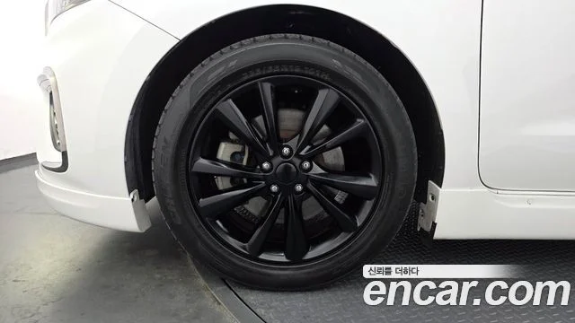 2019 Kia Carnival (New)