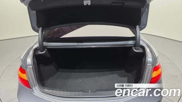 2016 Hyundai Grandeur (HG)