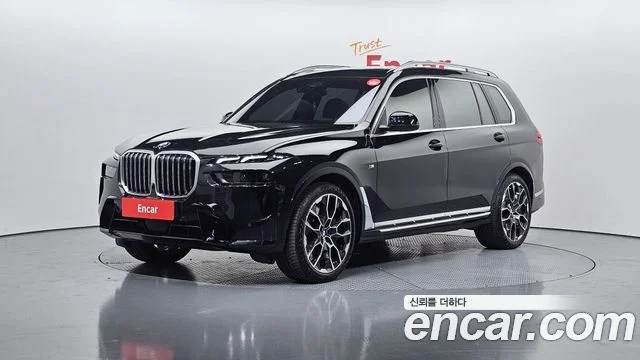 2025 BMW X7 (G07)
