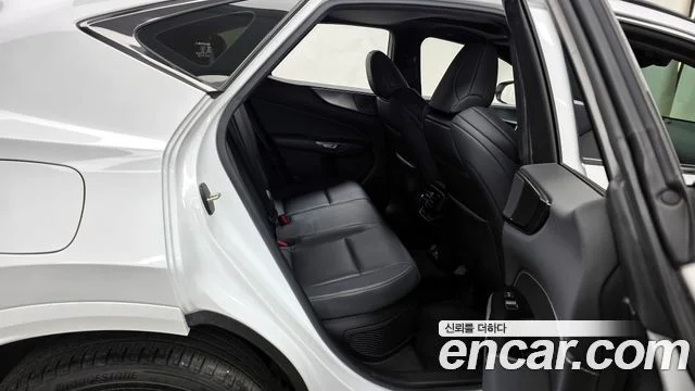 2022 Lexus NX450h+ 2세대