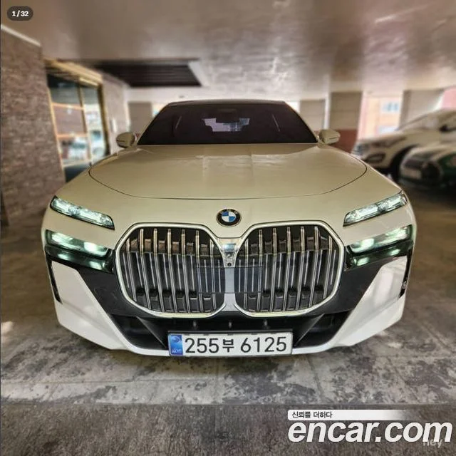 2024 BMW 7 Series (G70)