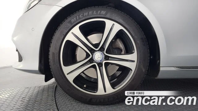 2017 Mercedes-Benz E-클래스 W213