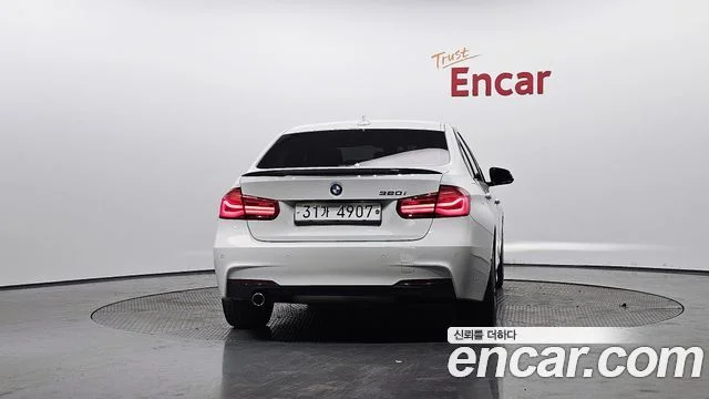 2017 BMW 3 Series (F30)