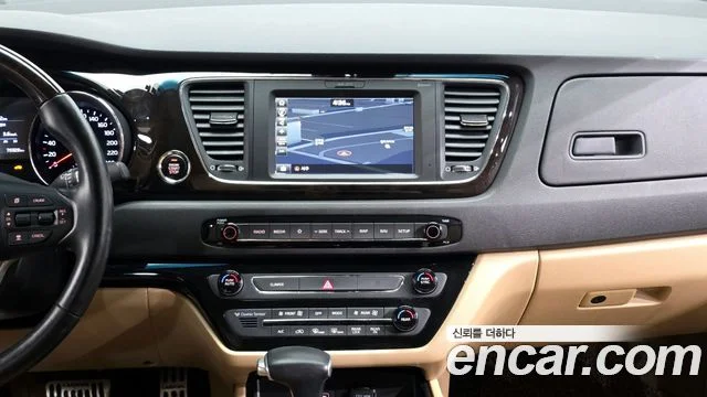 2019 Kia Carnival (New)