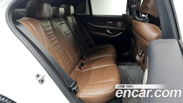 2023 Mercedes-Benz E-클래스 W213