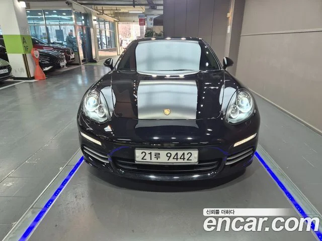 2016 Porsche 파나메라
